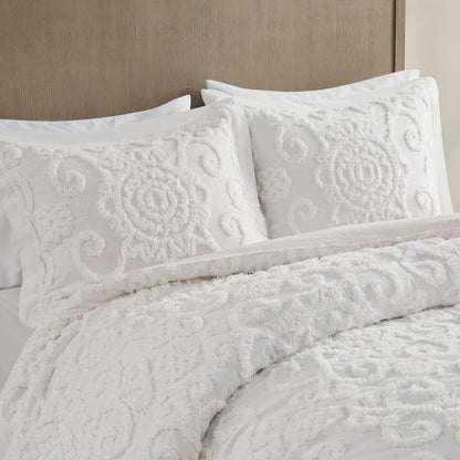 Set of Three White Medallion Queen Ring Stitch Sham And Comforter