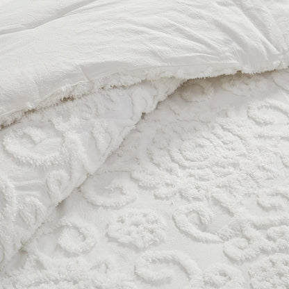 Set of Three White Medallion Queen Ring Stitch Sham And Comforter